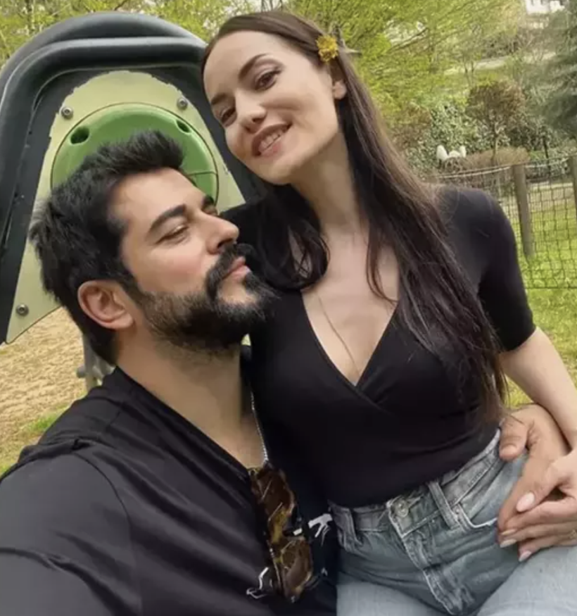 Fahriye Evcen'in tavrı çok konuşulacak! Burak Özçivit'e yaptığı o hareket... - Resim: 1
