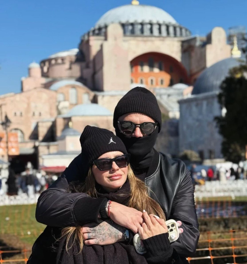 Icardi ve sevgilisi İstanbul'da turladı futbolcunun tanınmamak için aldığı önlem çok konuşuldu - Resim: 1