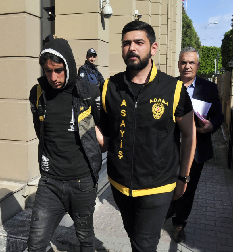 Adana'da yavuz hırsız ev sahibini rehin aldı - Resim: 3