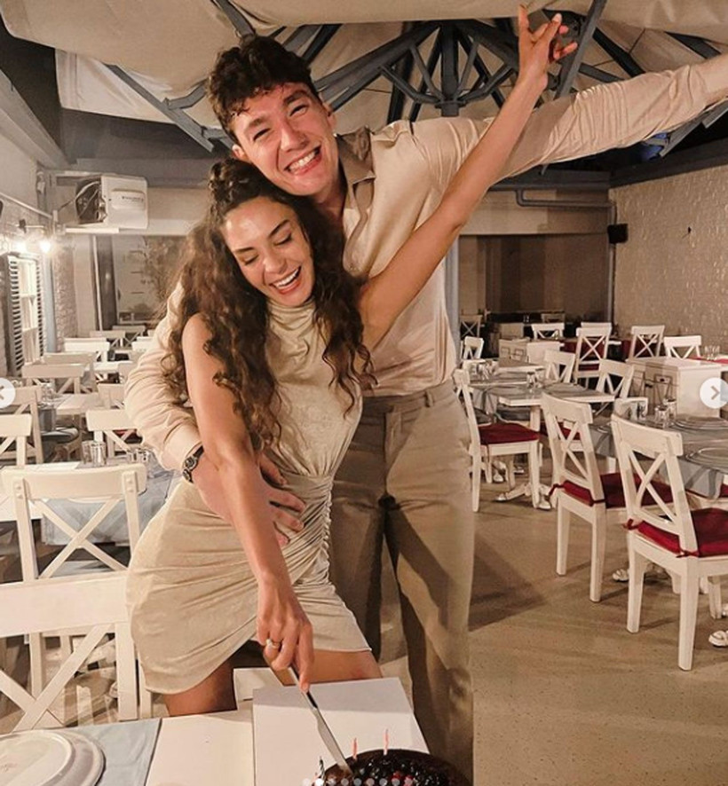 Ebru Şahin ve Cedi Osman çiftinin düğün tarihi belli oldu! Ünlü çift açıklama yaptı - Resim: 1