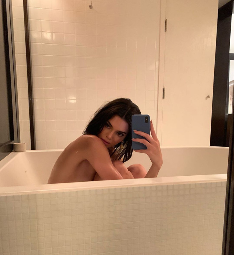 Kendall Jenner, Türk fotoğrafçı Mert Alaş'a soyundu - Resim: 3