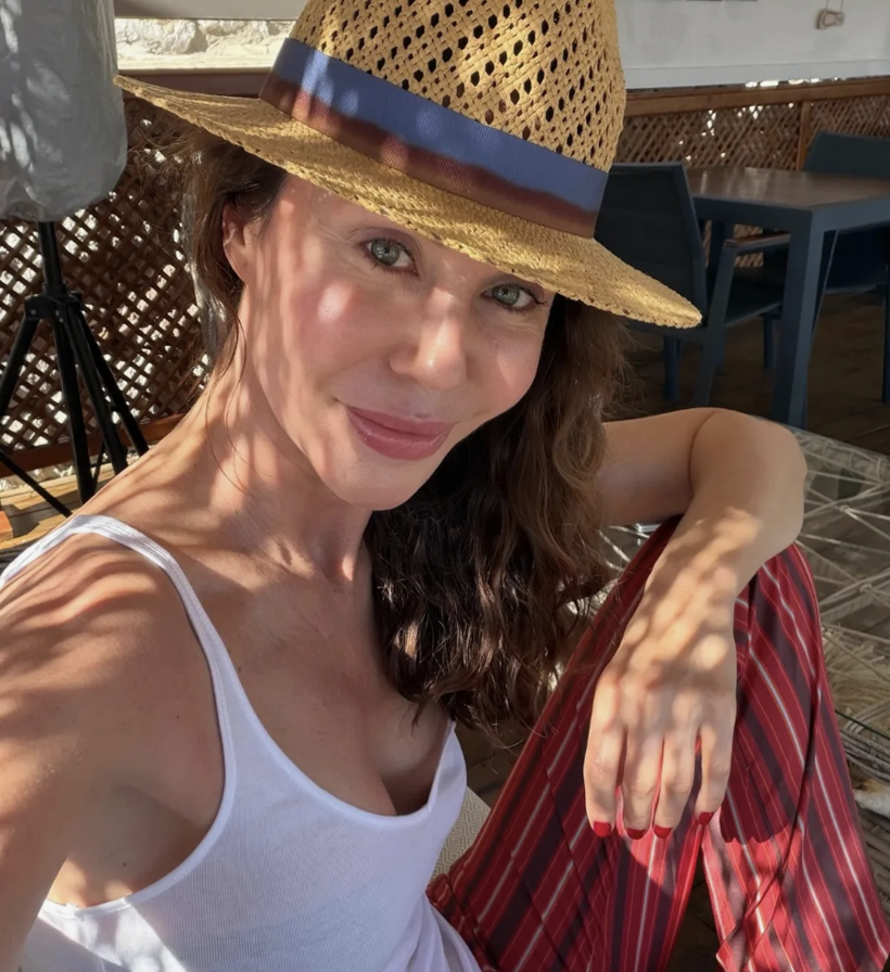 Demet Şener'in 5 güzellik rutini belli oldu! Gençliğini bunlara borçlu... - Resim: 7