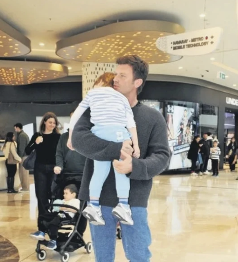 Kıvanç Tatlıtuğ'dan akıl almaz olay sonrası pişmanlık! "Canım istedi" dedi ama... - Resim: 5