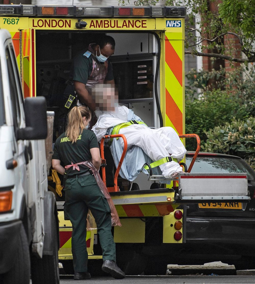 Koronavirüs kabusu büyüyor! ABD'de bir günde 2 bin 410 kişi öldü - Resim: 3