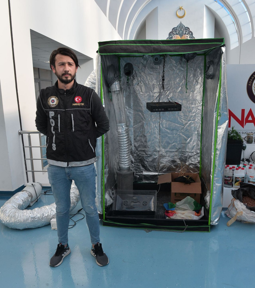 Adana'de balkona kurdu polis bile şaşırdı şüpheli 5 dil biliyor - Resim: 3