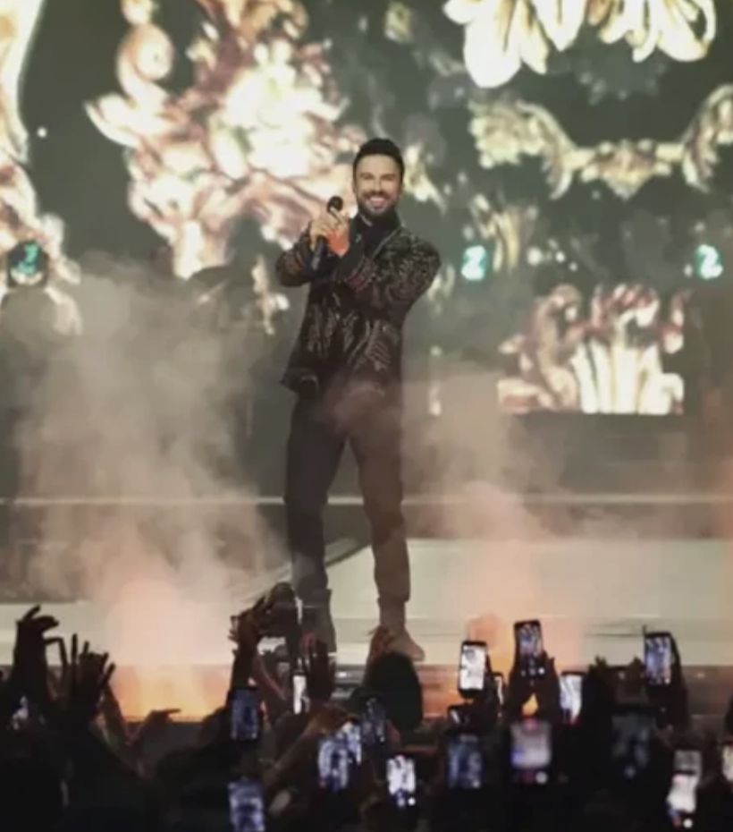 Tarkan konserinde Cem Yılmaz rüzgarı! İzleyenler şoke oldu... - Resim: 1