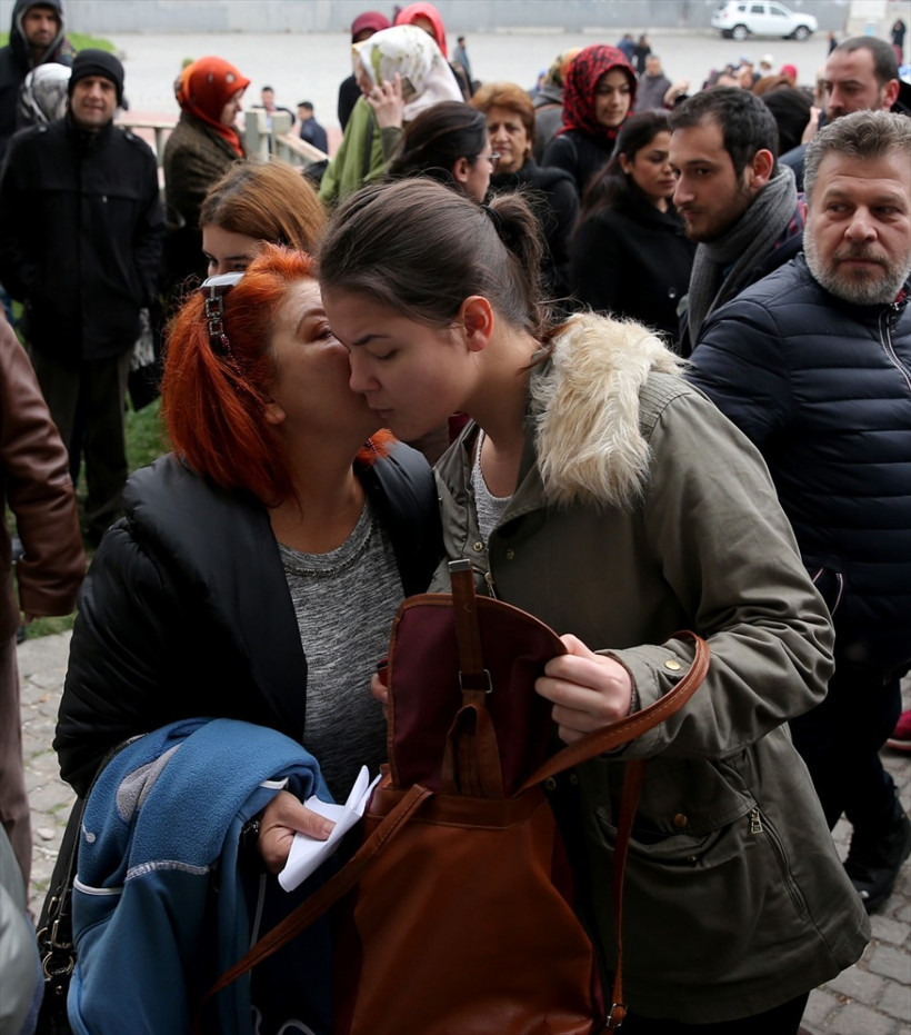 YGS'ye giren öğrenciler heyecandan yerlerinde duramadı! - Resim: 4