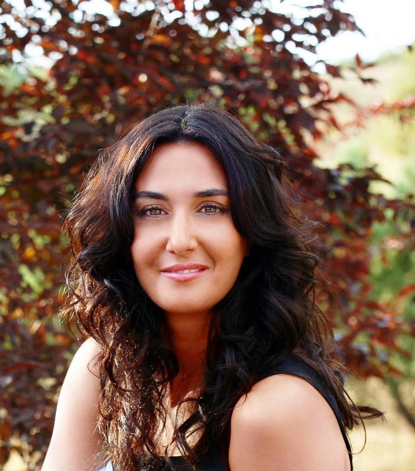 TRT'deki 80'ler dizisinin yıldızı oyuncu Ayşe Tolga'yı temizlikçisi soydu! - Resim: 3