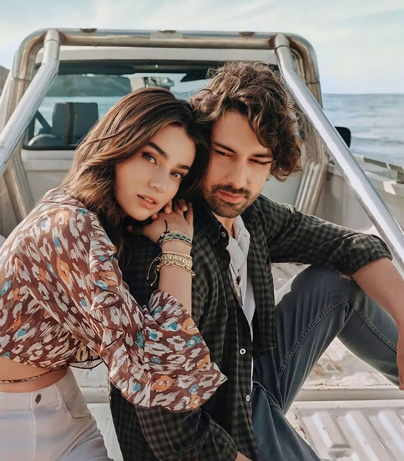 Magazin gündemine bomba gibi düştü! Alp Navruz ile Sıla Türkoğlu yeni aşka yelken açtı - Resim: 2