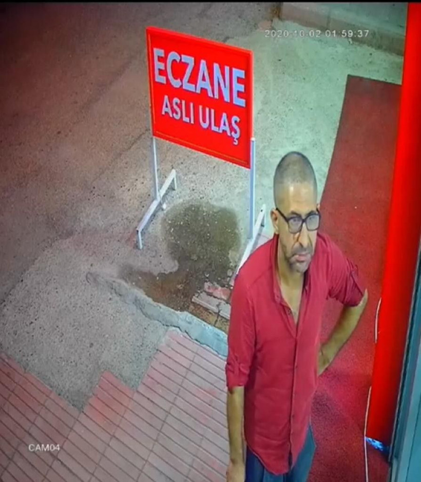 Adana'da binbir surat kalpazan görüntülendi Türkçesini bile değiştirdi - Resim: 1