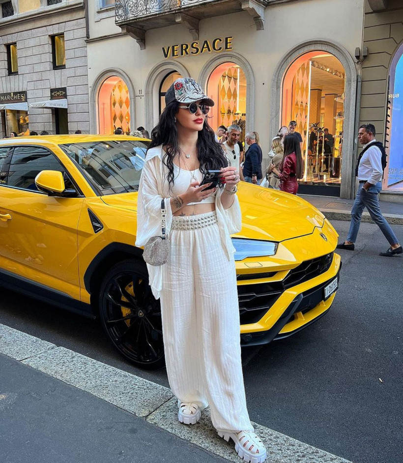 Güzellik Salonu Kraliçesi'ne darbe! Dilan Polat'ın hocası Neslin Güngen'in malvarlıklarına da el konuldu! - Resim: 3