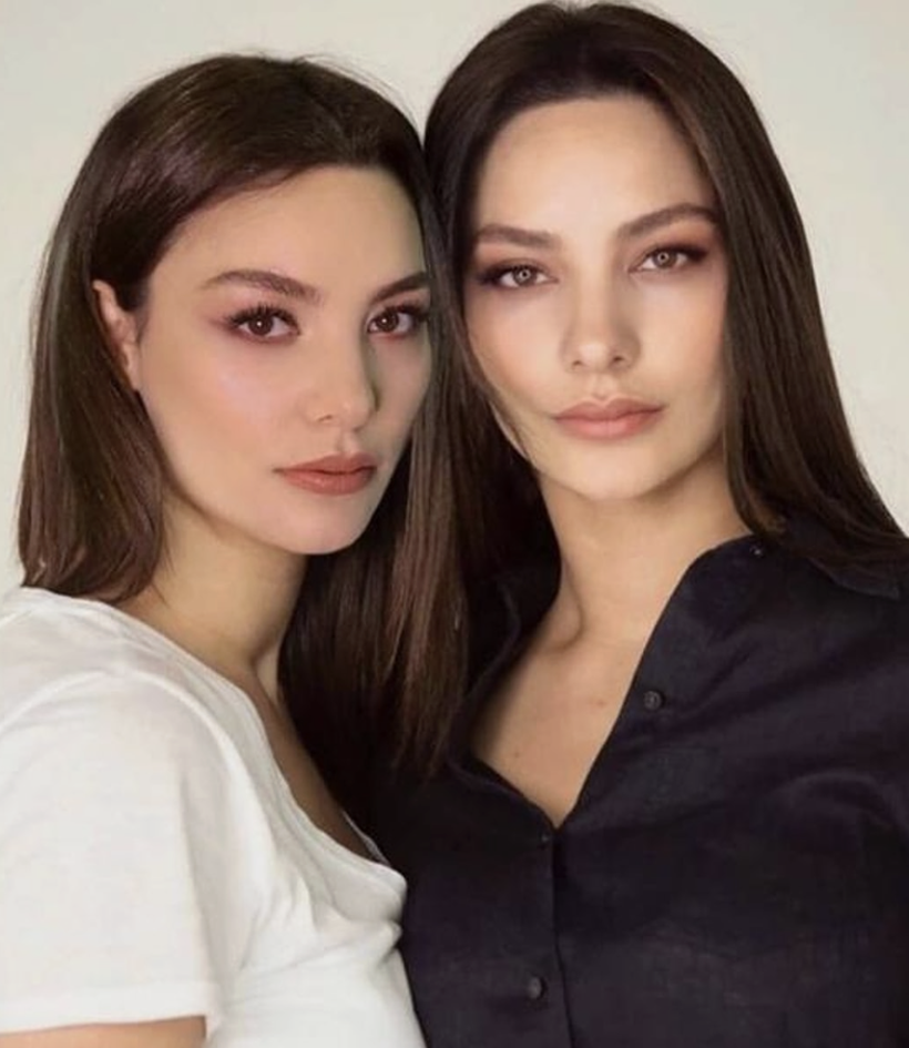 Hazal Filiz Küçükköse ikizi ile paylaştı! "Diğer yarım, canım" - Resim: 6