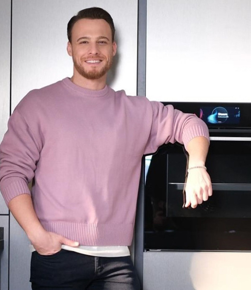 Kerem Bürsin'in yeni sevgilisi, Sakıp Sabancı'nın torunu Melisa Tapan çıktı - Resim: 2