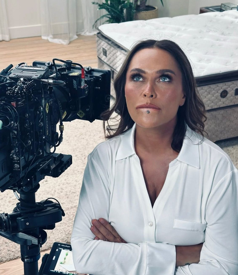 "Fuhuşa teşvik" suçlaması! Hülya Avşar'dan suç duyurusu hakkında ilk açıklama - Resim: 1