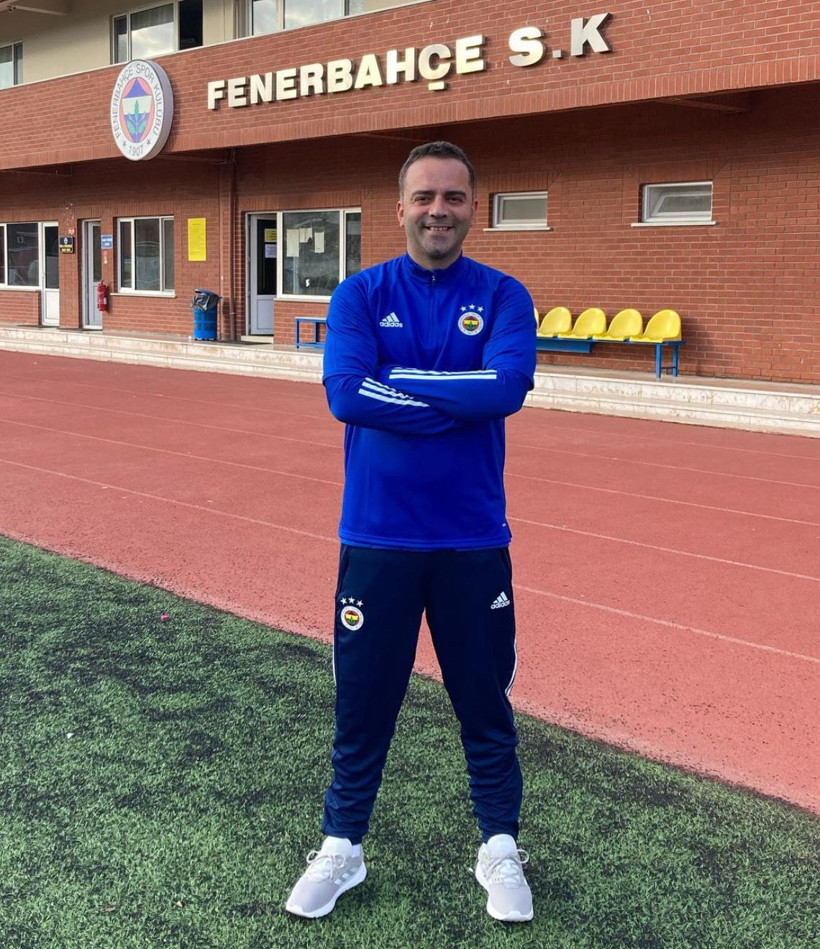 Semih Şentürk'e Barselona'da büyük şok: Kapkaççının hedefi oldu! Eşinden açıklama geldi - Resim: 3