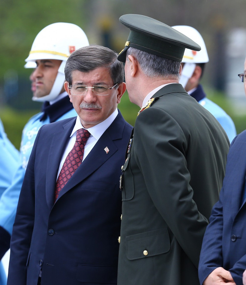 Kral Selman'ı karşılama töreninde dikkat çeken görüntü! - Resim: 2