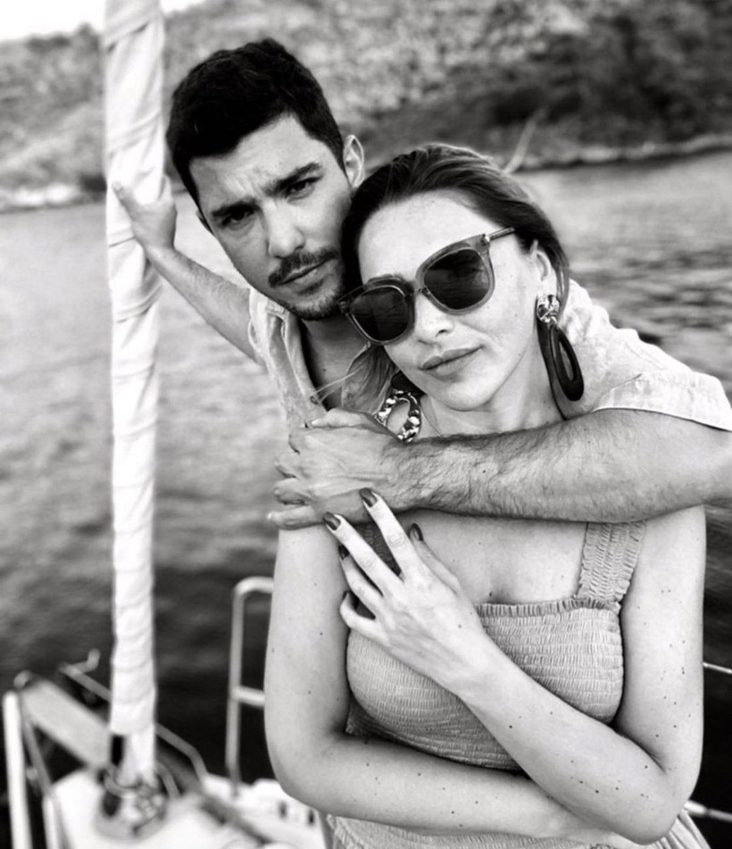 Hadise çıkan haberlere sevgilisi Kaan Yıldırım'ın köpeği Benek’le cevap verdi! - Resim: 4