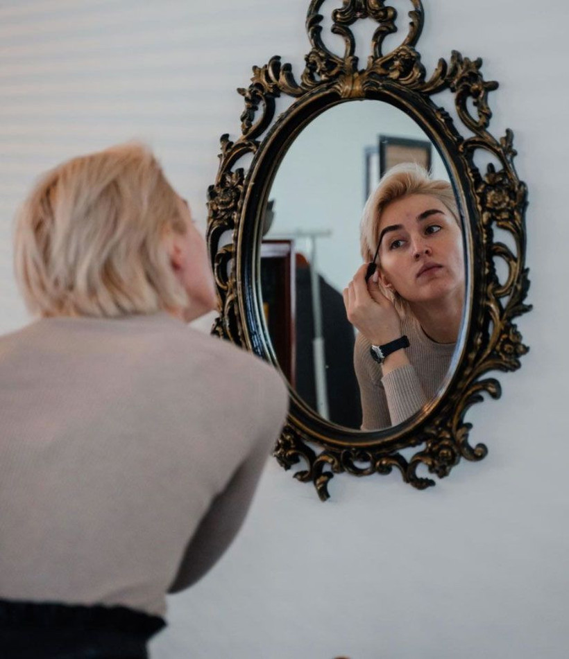 Mahkemeden şoke eden karar! Dövme ve piercing'leri var diye çocukları elinden alındı! - Resim: 1