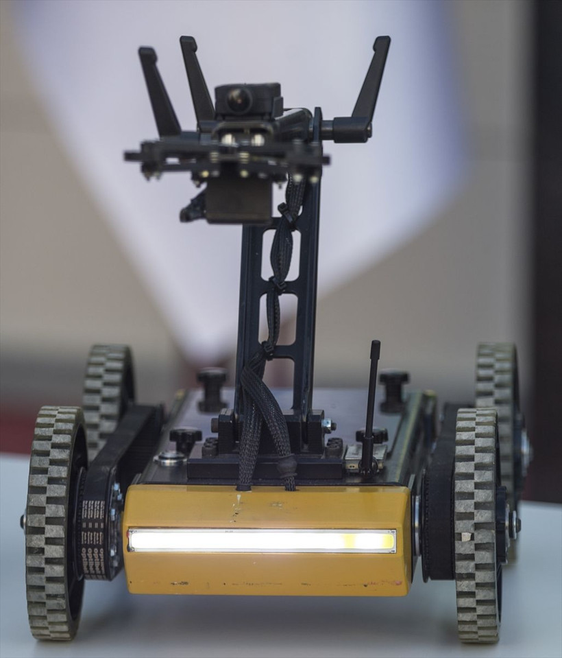 Lise öğrencilerinin bomba imha robotu 'Naim' tanıtıldı - Resim: 4