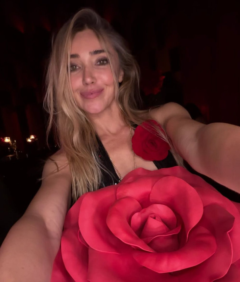 Aşkın ilk fotoğrafı! Şahika Ercümen gönlünü bakın kime kaptırdı - Resim: 4