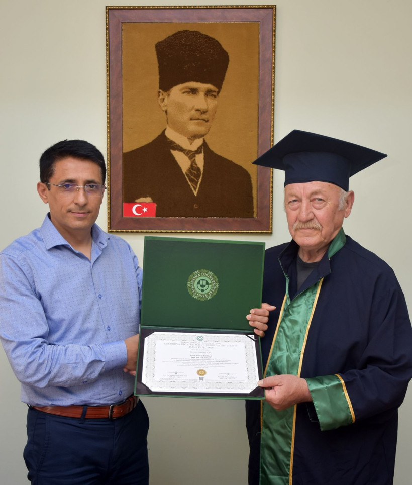 Adana'da cezaevindeki yaşlı adamın okuma azmi herkesi şaşırttı - Resim: 2