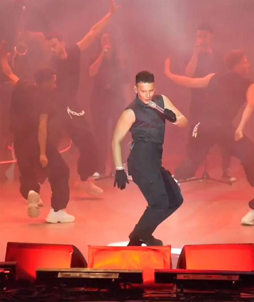 Ünlü popçu Edis Harbiye konserinde gözyaşlarını tutamadı - Resim: 3