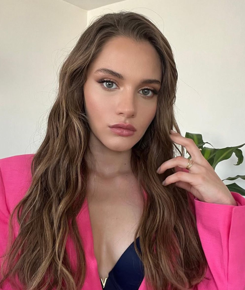 Miray Daner'in fotoğraflarına yorum yağdı! Çerçioğlu detayı... - Resim: 1