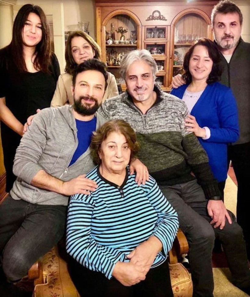 Tarkan'ı yıkan ölüm! Annesi Neşe Tevetoğlu hayatını kaybetti - Resim: 4