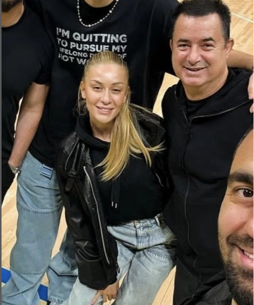 Acun genç aşkı Ayça Çağla Altunkaya'yı yanından ayırmıyor! Pozlarına yorum yağdı - Resim: 2