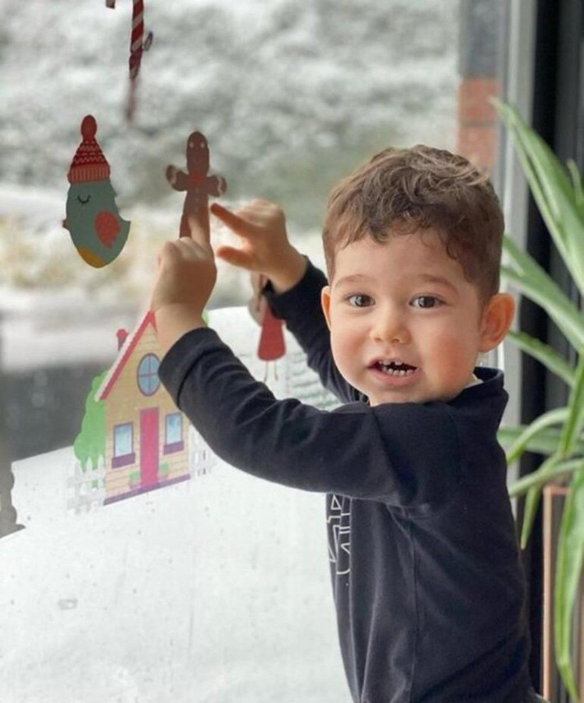 İstanbul'da etkili olan kar yağışı ünlüleri de sevindirdi - Resim: 4