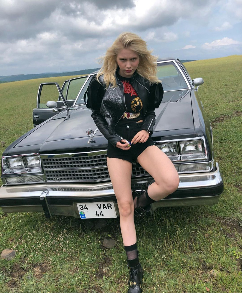 'Karşınıza çok küçük yaşta çıktım' deyip Aleyna Tilki isyan etti! Exxen'de hüsrana uğramıştı - Resim: 2