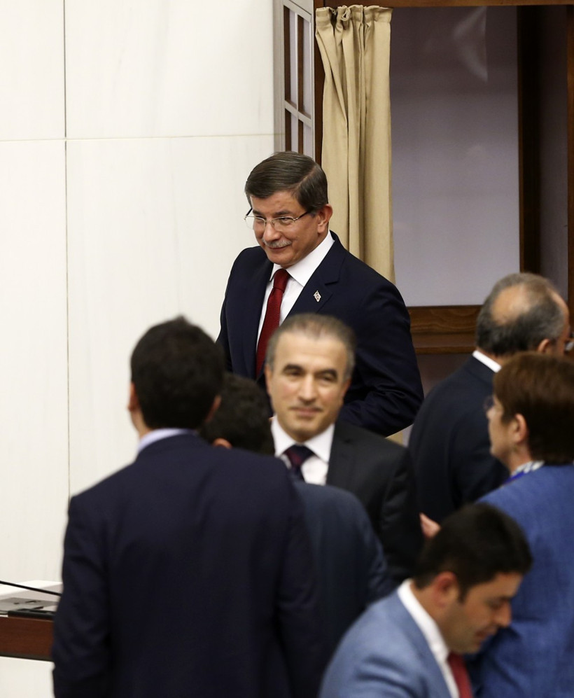 Davutoğlu oyunu kullandı! Dikkat çeken ayrıntı - Resim: 4