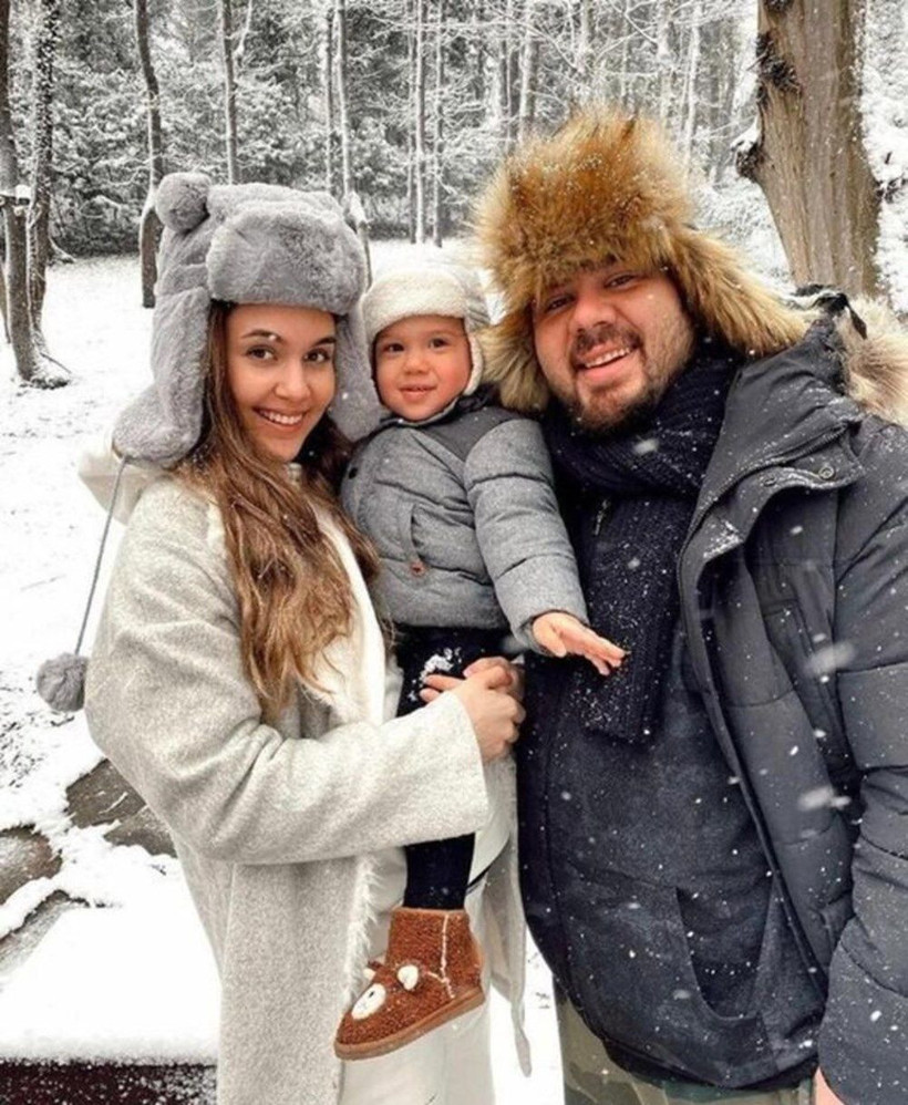 İstanbul'da etkili olan kar yağışı ünlüleri de sevindirdi - Resim: 3