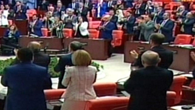 Meclis'te HDP g&uuml;ndemi dokunulmazlık kaldırılıyor - Resim: 0